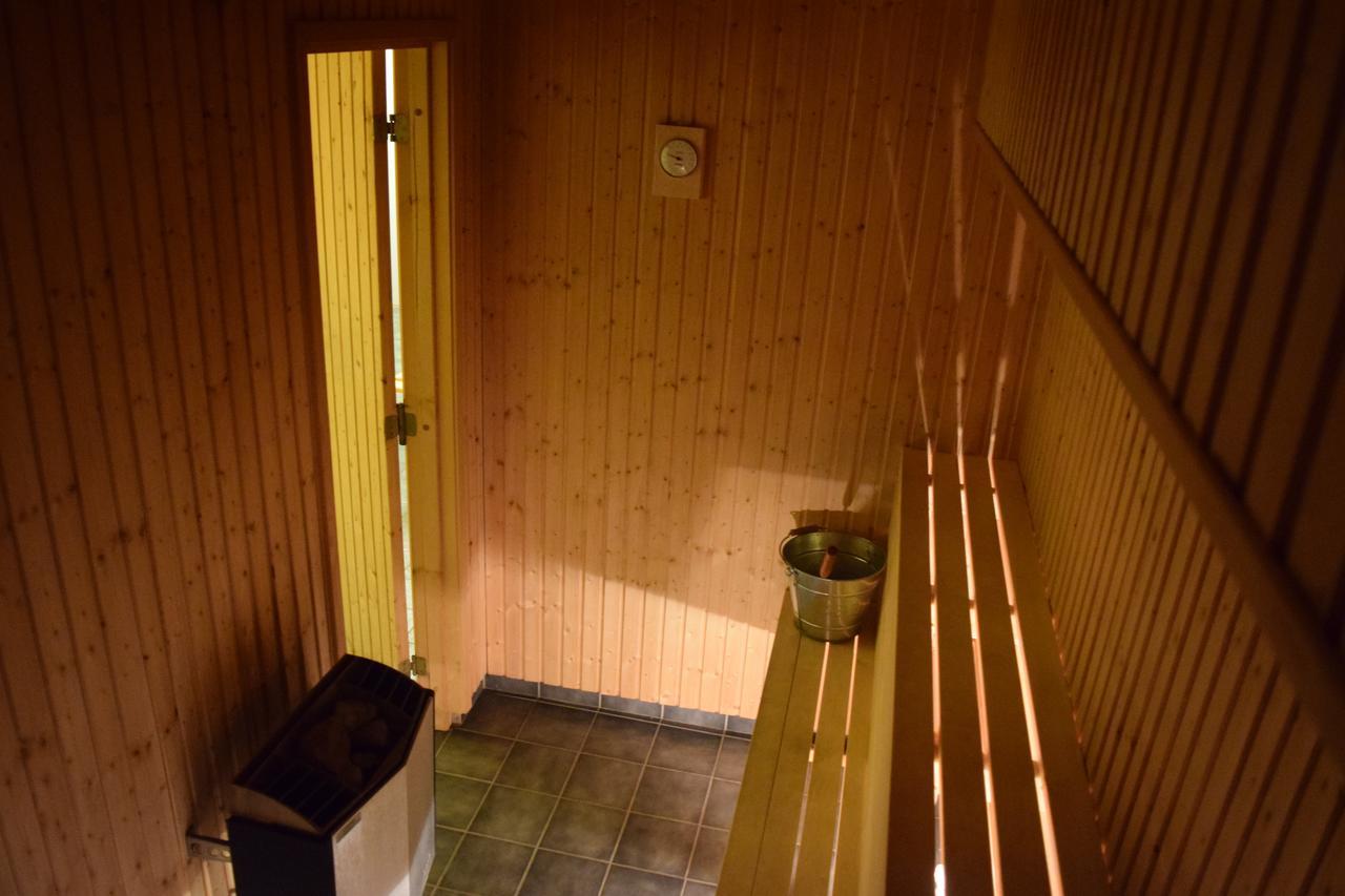 Hotell Haessloe ヴェステロース エクステリア 写真